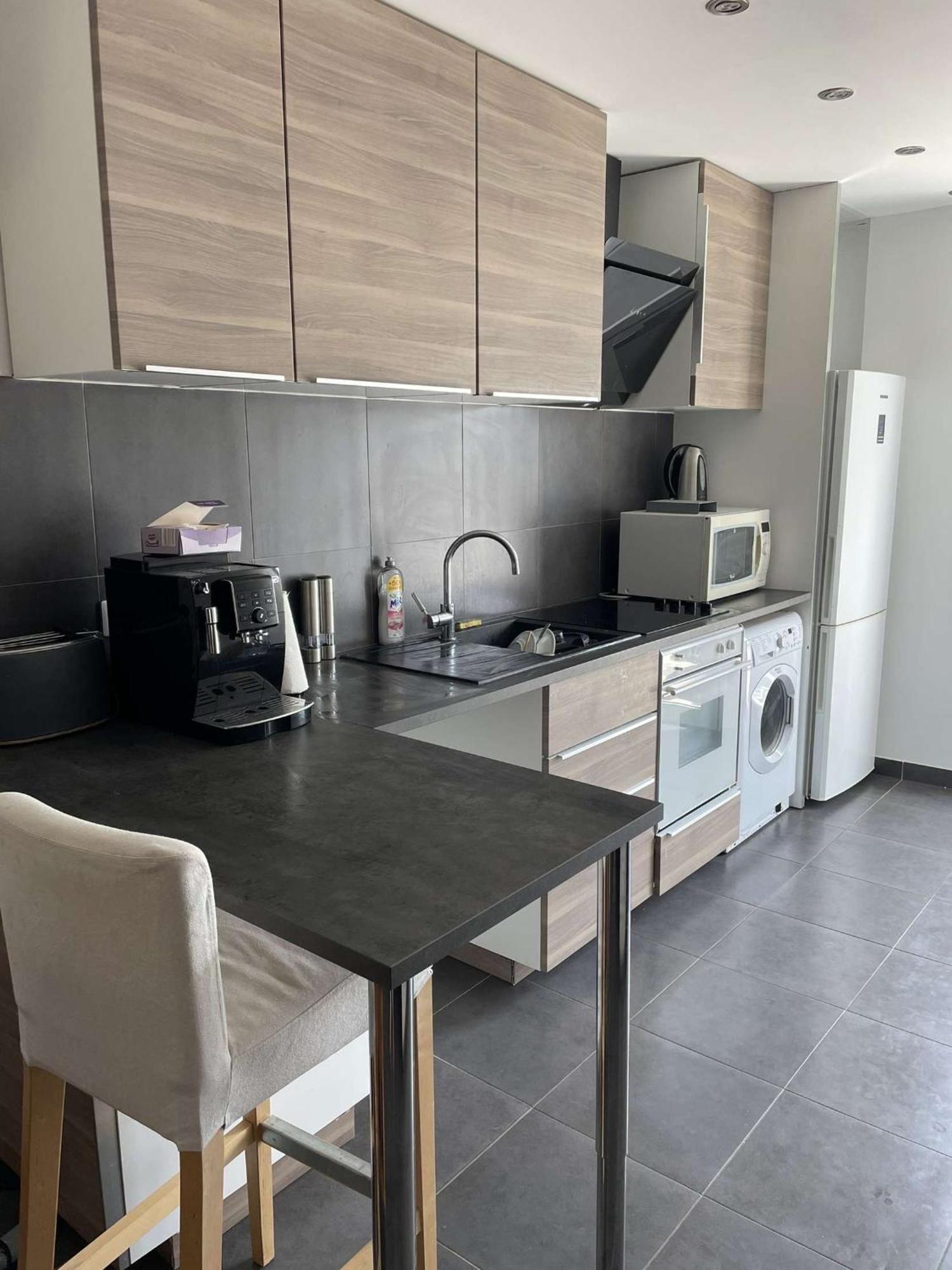 Neuf, 2 Chambres, Terrasse Plein Sud A Appartamento
